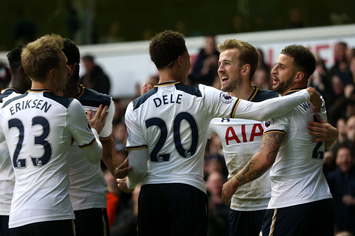 官方：美因茨主帅亨里克森下课；球队积6分排名德甲垫底（美因茨官宣解聘主帅亨里克森，球队仅积6分垫底德甲）