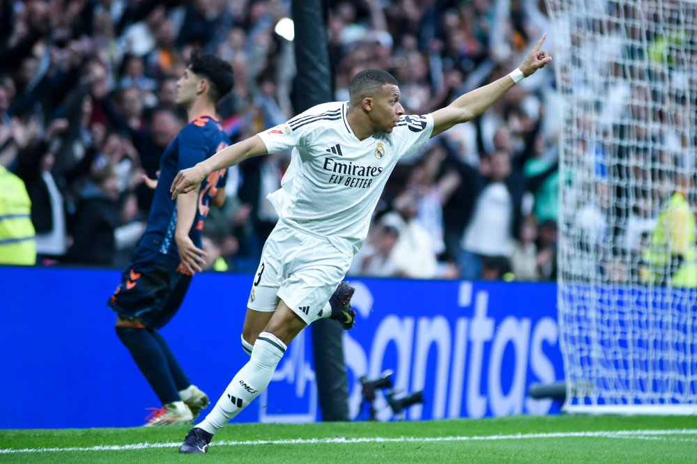 深圳男篮官宣：澳大利亚籍教练迈克尔·凯利出任25-26赛季主教练