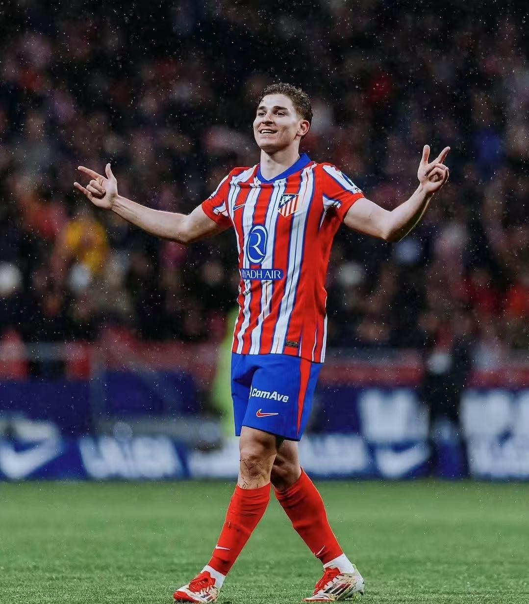 阿隆索：希望用胜利迎接新的一年，与俱乐部之间关系依旧融洽（阿隆索：盼以胜利开启新一年，与俱乐部关系依然融洽）