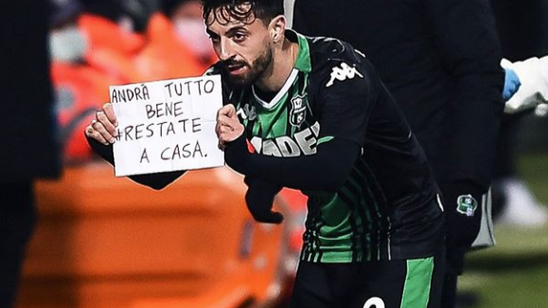 国米vs科莫首发：索默、泽林斯基先发，劳塔罗搭档图拉姆