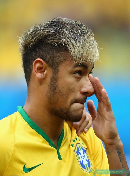 官方：卢卡库恢复训练，并顶替德布劳内入选欧冠大名单