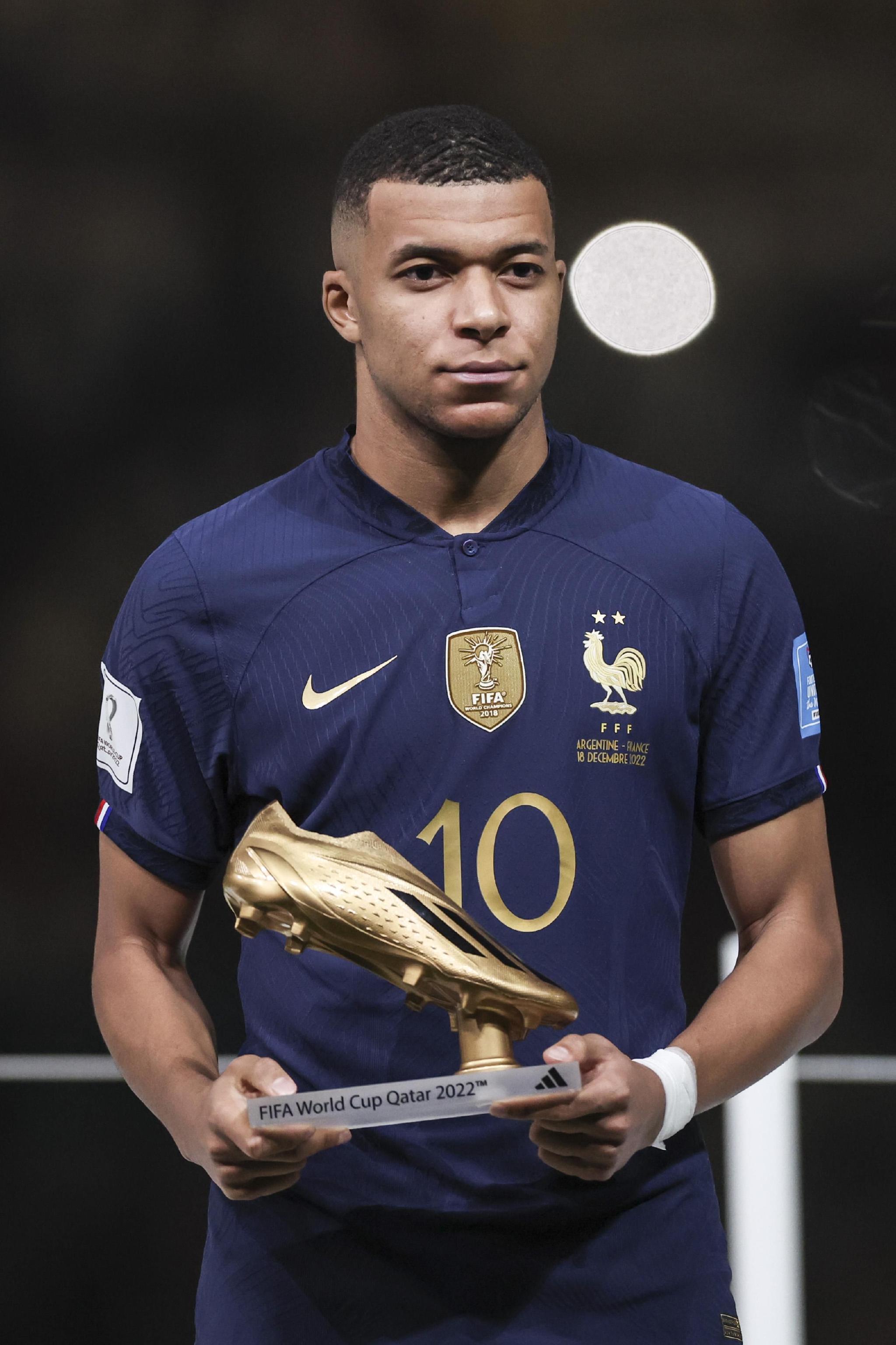 李-迪克逊：萨利巴完成了关键铲断，他是阿森纳晋级的功臣（李-迪克逊：萨利巴奉献关键铲断，阿森纳晋级首功属他）