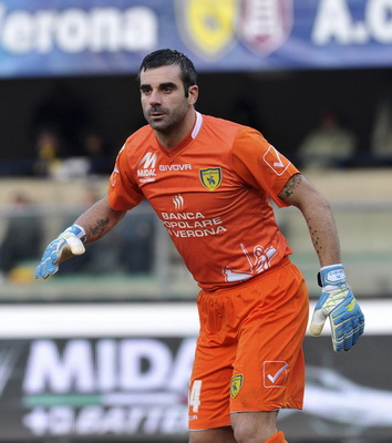 足球训练中最容易犯的五个错误（足球训练常见的五大误区）