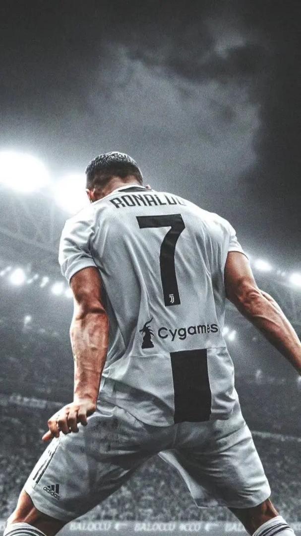 太阳报：喀麦隆队主帅虽被解雇，但仍将奥纳纳选入非洲杯名单