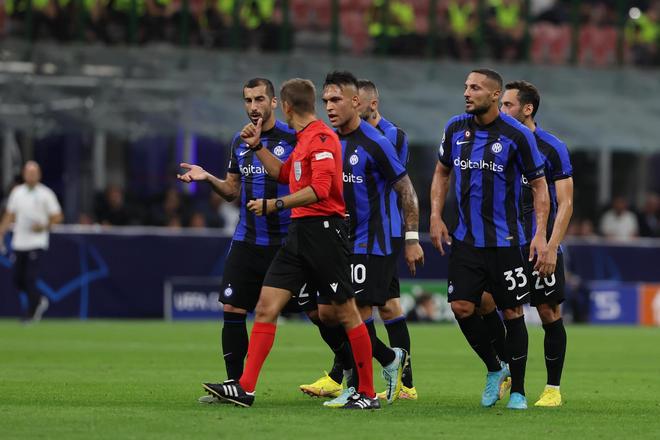 球队反超比分成功，逆转经典重演