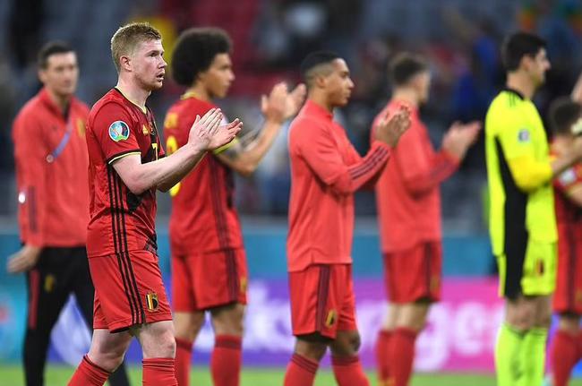 罗马诺：赫罗纳租借曼城后卫维托尔-雷斯已达成原则协议