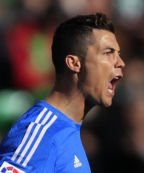 CBA：山东男篮主场不敌辽宁