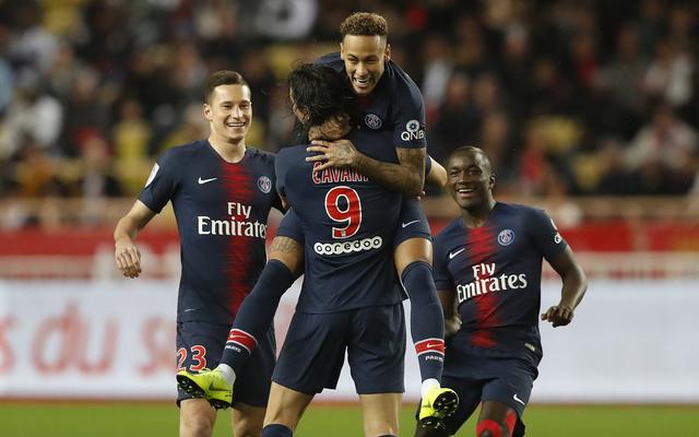 欧联球员出场数据：贝尔戈米96场成出场王，雷纳、曾加前十（欧联出场榜：贝尔戈米96战居首，雷纳、曾加跻身前十）